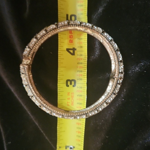 Vintage Deco Style Bangle - Picture 4 of 4